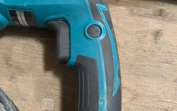 MAKITA   PER010041