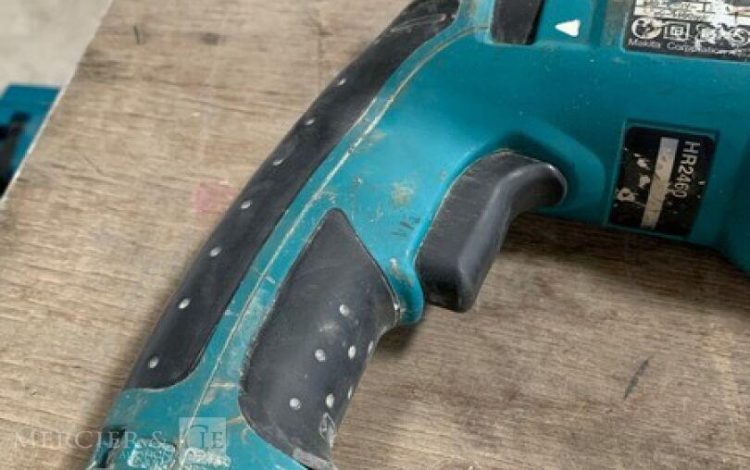 MAKITA   PER010041