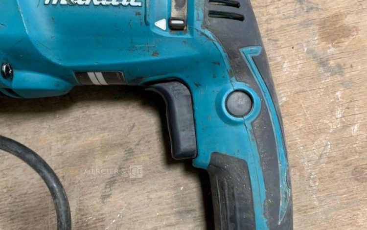 MAKITA   PER010041