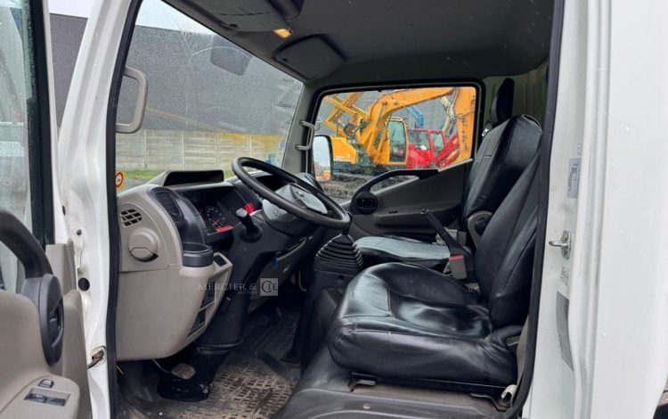 NISSAN CABSTAR NT400  VL299