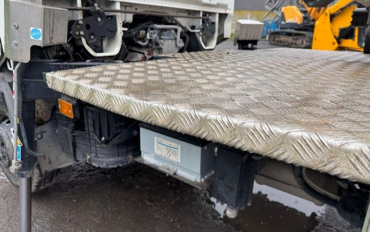 NISSAN CABSTAR NT400  VL299