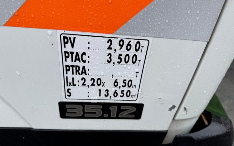 NISSAN CABSTAR NT400  VL299