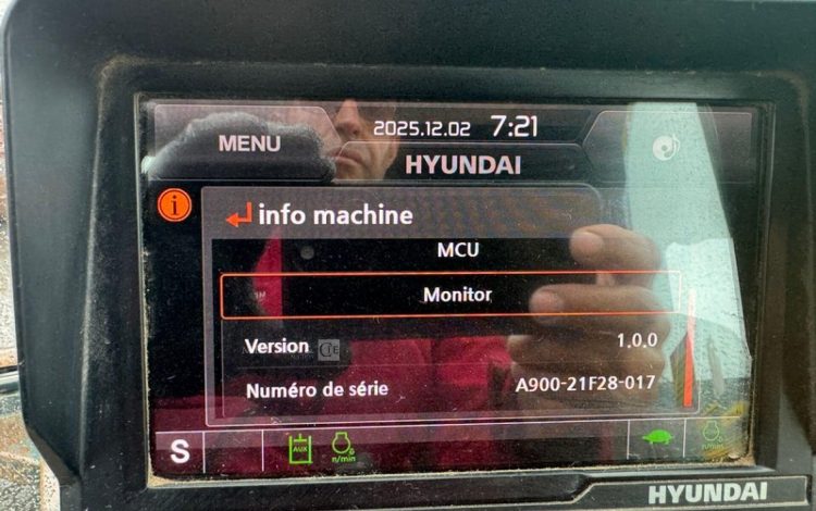 HYUNDAI ROBEX80CR-9A  MP655