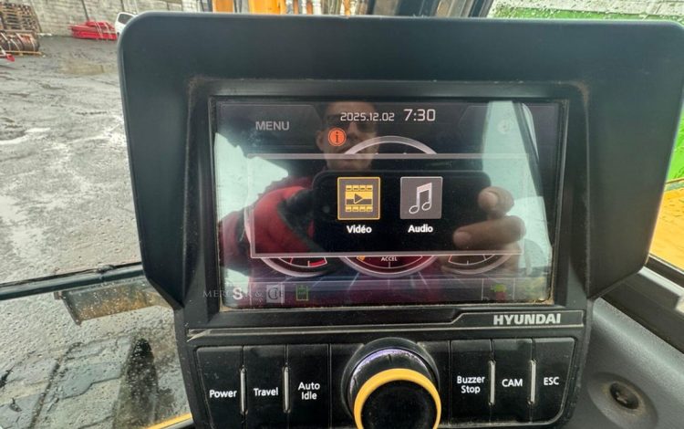 HYUNDAI ROBEX80CR-9A  MP655