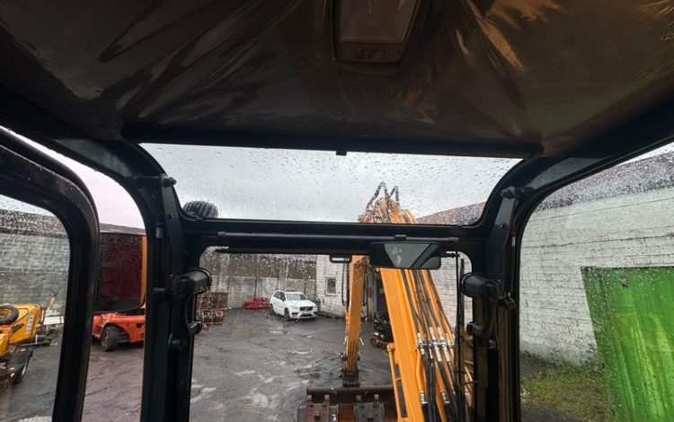 HYUNDAI ROBEX80CR-9A  MP655