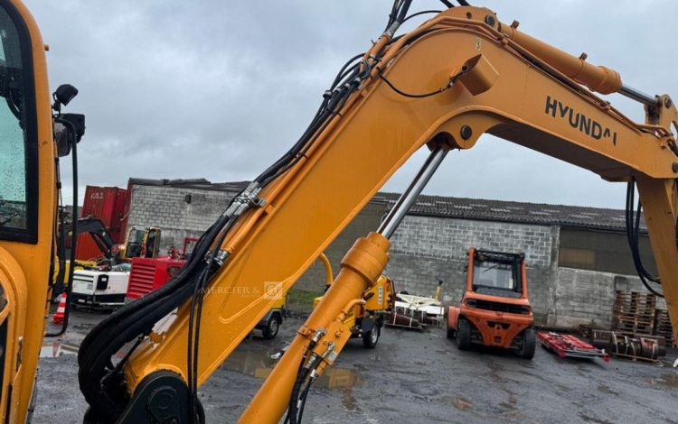 HYUNDAI ROBEX80CR-9A  MP655
