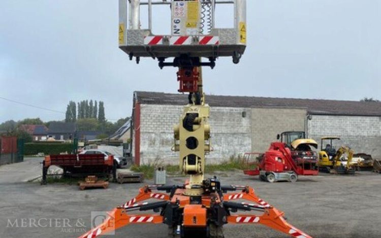 JLG NACELLE ARAIGNEE X26JP A CHENILLES  – 25,6 M – DIESEL – 417 HEURES  – ANNEE 2023  3654