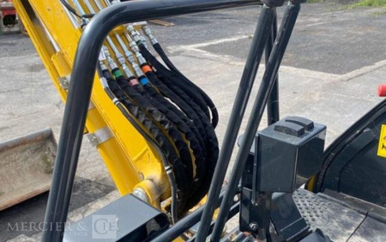 KOMATSU MINI PELLE PC24MR-5 SUR CHENILLES – 2,5 TONNES – DIESEL – 202 HEURES -ANNEE 2024  20574