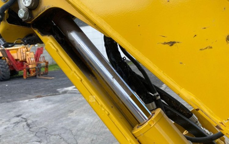KOMATSU MINI PELLE PC24MR-5 SUR CHENILLES – 2,5 TONNES – DIESEL – 202 HEURES -ANNEE 2024  20574