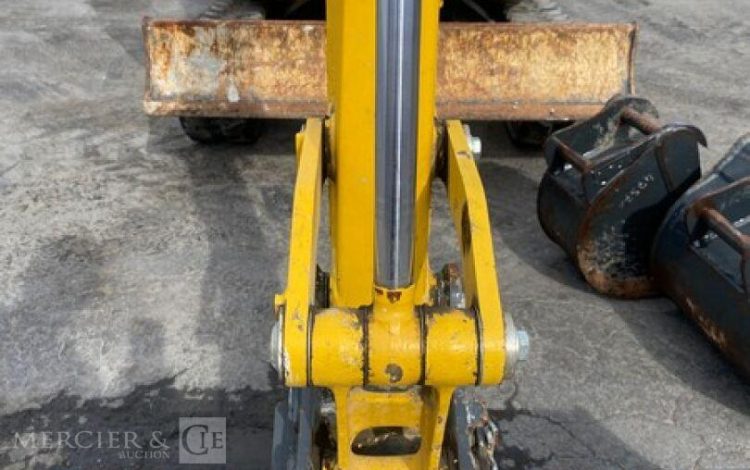 KOMATSU MINI PELLE PC24MR-5 SUR CHENILLES – 2,5 TONNES – DIESEL – 202 HEURES -ANNEE 2024  20574