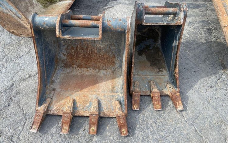 KOMATSU MINI PELLE PC24MR-5 SUR CHENILLES – 2,5 TONNES – DIESEL – 202 HEURES -ANNEE 2024  20574