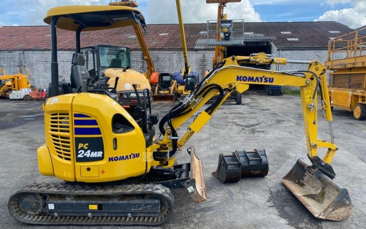 KOMATSU MINI PELLE PC24MR-5 SUR CHENILLES – 2,5 TONNES – DIESEL – 202 HEURES -ANNEE 2024  20574