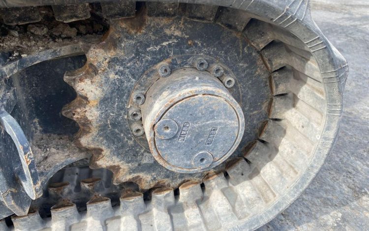 KOMATSU MINI PELLE PC24MR-5 SUR CHENILLES – 2,5 TONNES – DIESEL – 202 HEURES -ANNEE 2024  20574
