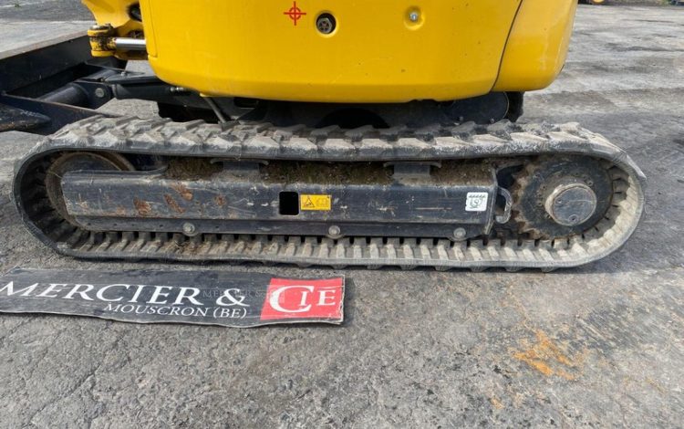 KOMATSU MINI PELLE PC24MR-5 SUR CHENILLES – 2,5 TONNES – DIESEL – 202 HEURES -ANNEE 2024  20574