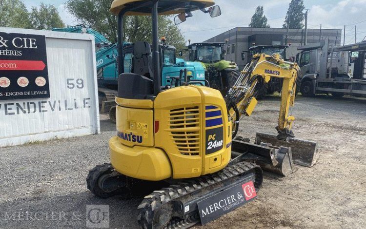 KOMATSU MINI PELLE PC24MR-5 SUR CHENILLES – 2,5 TONNES – DIESEL – 202 HEURES -ANNEE 2024  20574