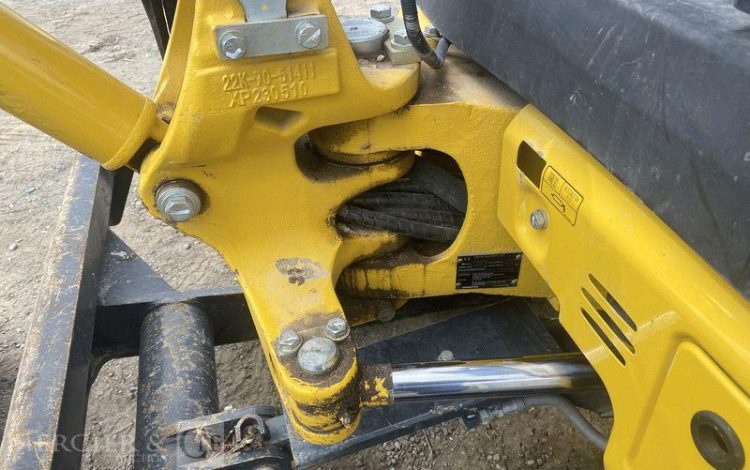 KOMATSU MINI PELLE PC24MR-5 SUR CHENILLES – 2,5 TONNES – DIESEL – 202 HEURES -ANNEE 2024  20574
