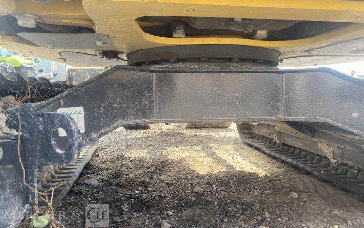 KOMATSU MINI PELLE PC24MR-5 SUR CHENILLES – 2,5 TONNES – DIESEL – 202 HEURES -ANNEE 2024  20574