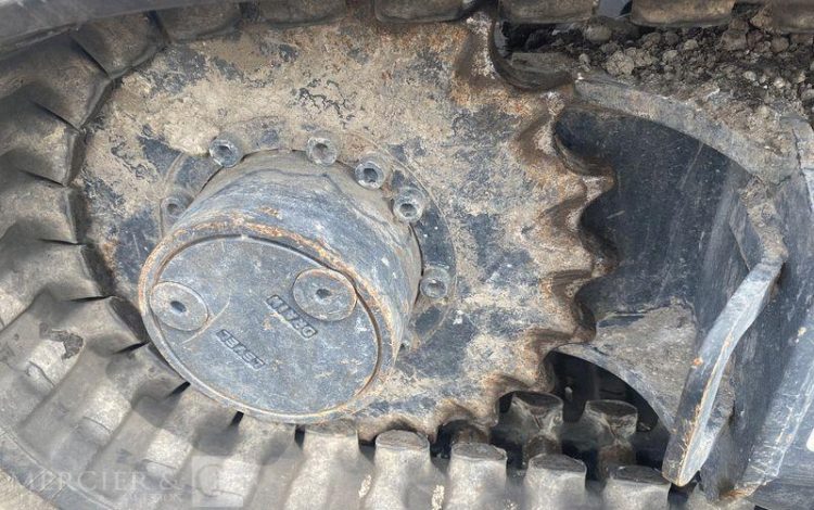 KOMATSU MINI PELLE PC24MR-5 SUR CHENILLES – 2,5 TONNES – DIESEL – 202 HEURES -ANNEE 2024  20574