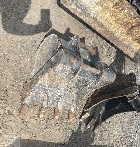 KOMATSU MINI PELLE PC24MR-5 SUR CHENILLES – 2,5 TONNES – DIESEL – 202 HEURES -ANNEE 2024  20574