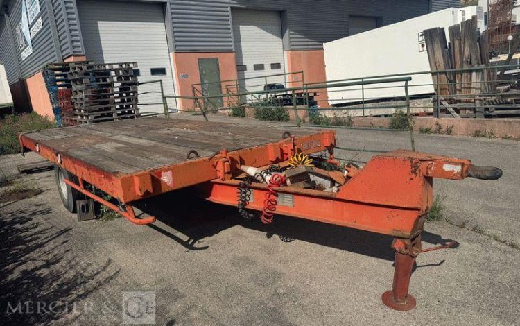 FOURNIER REMORQUE PLATEAU PB10D13L – 1 ESSIEU – PTAC 10,5T – AN 1988  2401NK13