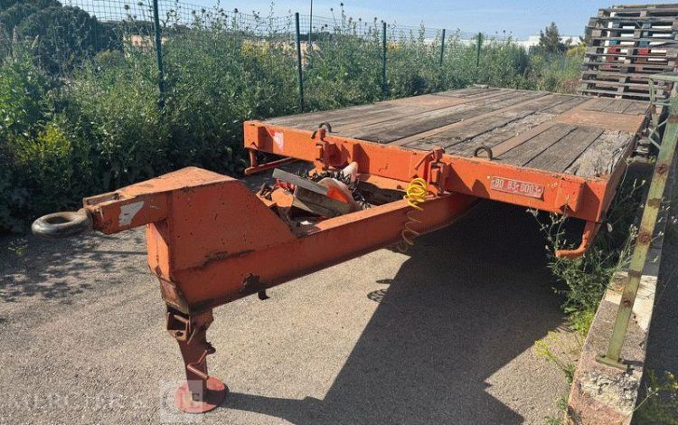 FOURNIER REMORQUE PLATEAU PB10D13L – 1 ESSIEU – PTAC 10,5T – AN 1988  2401NK13