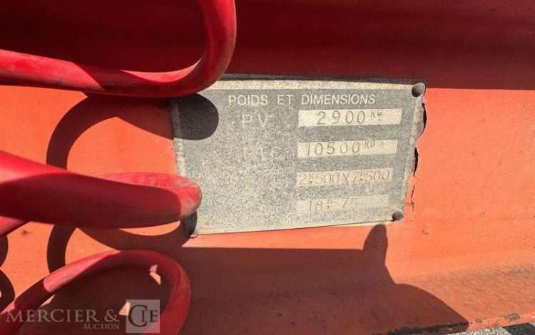 FOURNIER REMORQUE PLATEAU PB10D13L – 1 ESSIEU – PTAC 10,5T – AN 1988  2401NK13