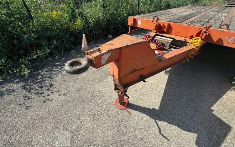 FOURNIER REMORQUE PLATEAU PB10D13L – 1 ESSIEU – PTAC 10,5T – AN 1988  2401NK13