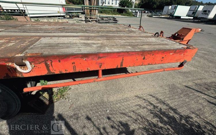 FOURNIER REMORQUE PLATEAU PB10D13L – 1 ESSIEU – PTAC 10,5T – AN 1988  2401NK13
