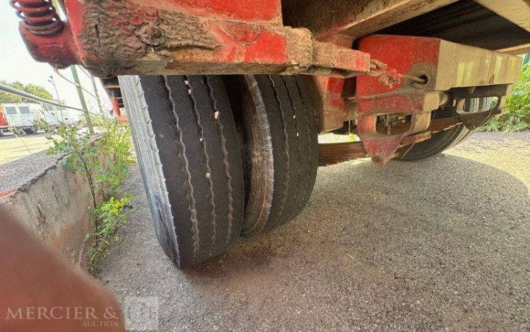 FOURNIER REMORQUE PLATEAU PB10D13L – 1 ESSIEU – PTAC 10,5T – AN 1988  2401NK13