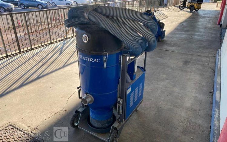 BLASTRAC ASPIRATEUR BDC3151LP 5,5 KW UP AND DOWN  3151LP