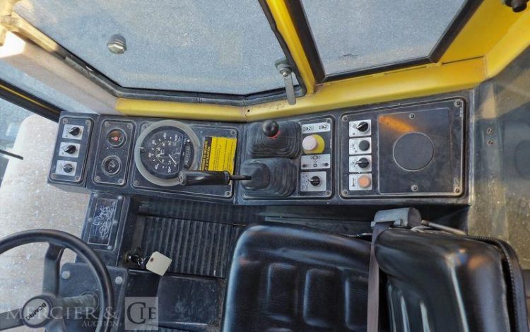 BOMAG ROULEAU COMPACTEUR B3,9-C – PAS DANS LE TABLEAU  600824