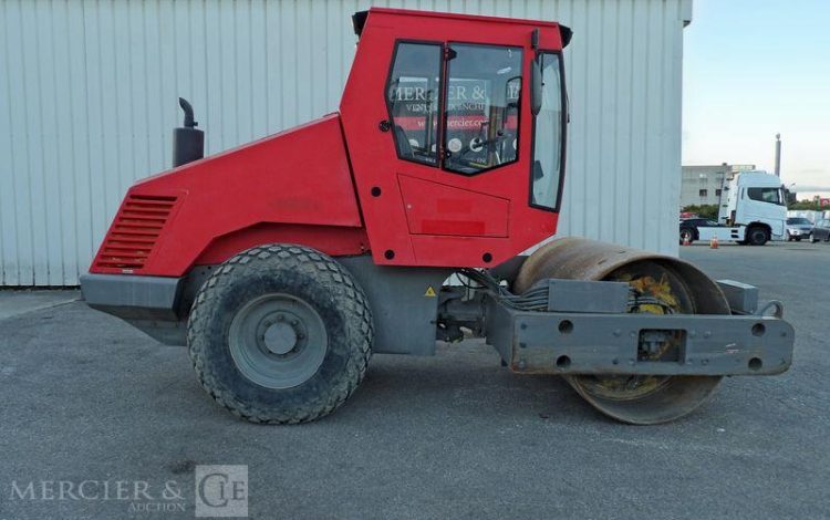 BOMAG ROULEAU COMPACTEUR B3,9-C – PAS DANS LE TABLEAU  600824