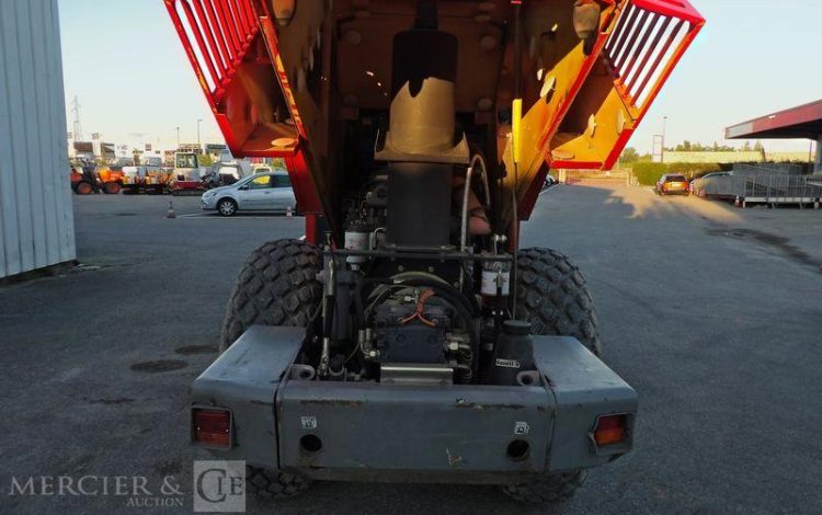 BOMAG ROULEAU COMPACTEUR B3,9-C – PAS DANS LE TABLEAU  600824