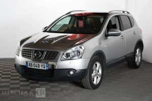 NISSAN  GRIS AB-048-YQ