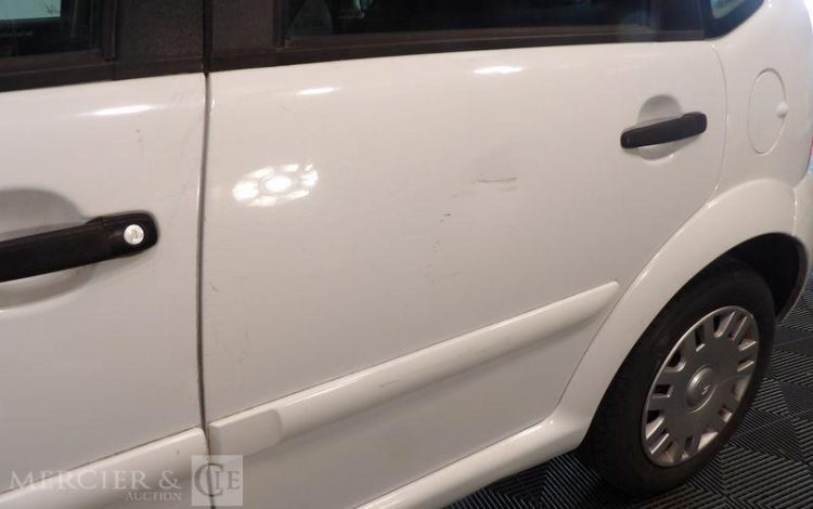 CITROEN C3 GENERATION-I 1.4 HDI 70CH AIRDREAM BLANC AC-414-QF