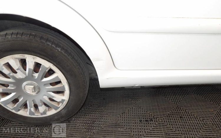 CITROEN C3 GENERATION-I 1.4 HDI 70CH AIRDREAM BLANC AC-414-QF