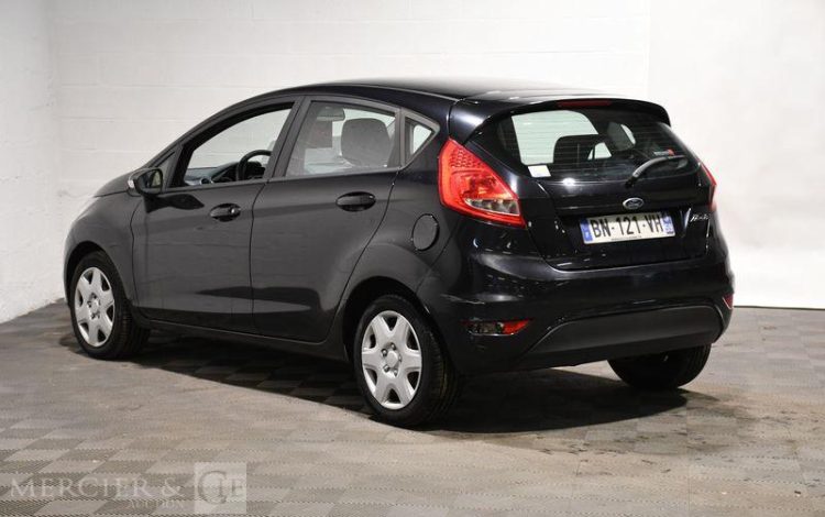 FORD  NOIR BN-121-VH