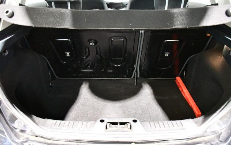 FORD  NOIR BN-121-VH