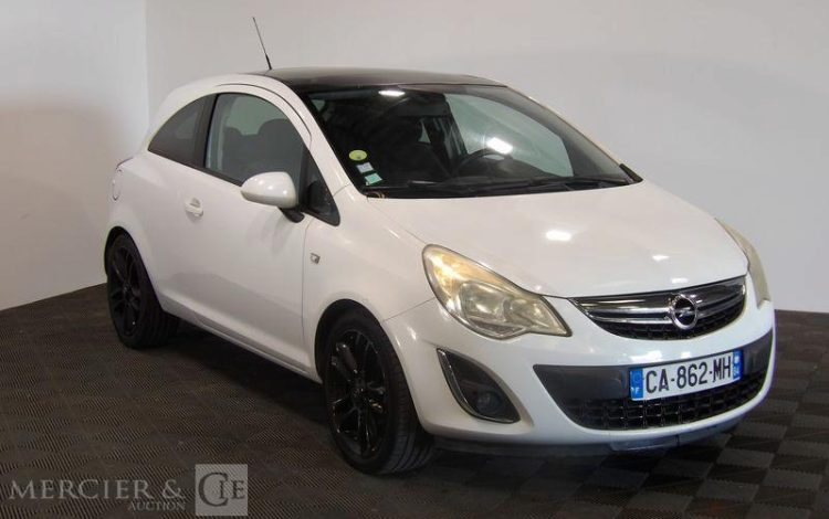 OPEL CORSA 1.3 CDTI 95CH COSMO BLANC CA-862-MH
