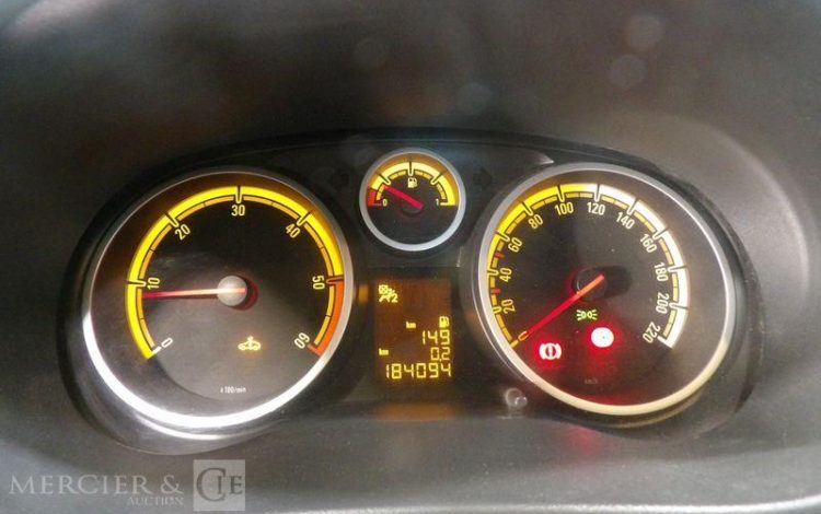 OPEL CORSA 1.3 CDTI 95CH COSMO BLANC CA-862-MH