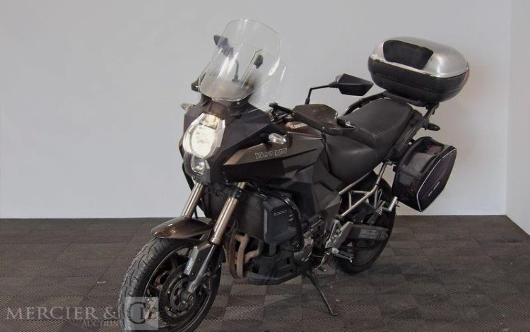 KAWASAKI MOTO VERSYS 1000 GRIS CE-055-DB