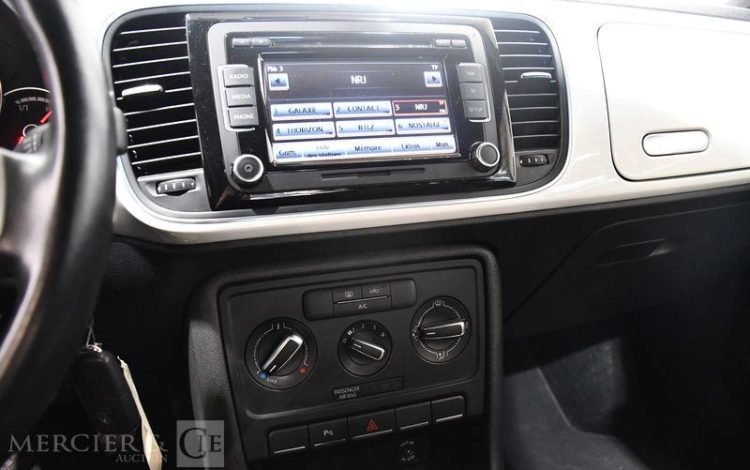 VOLKSWAGEN  BLANC CT-667-KD