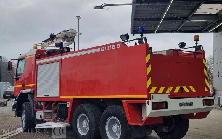 THOMAS 6X6 RENAULT-THOMAS SIDES FIRE TRUCK CREW CABIN EURO 2 – ANNEE 1998  CT-807-HS