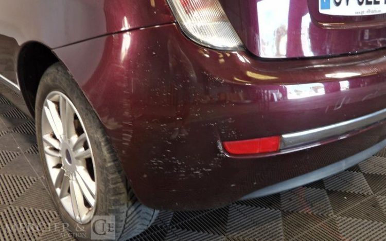 LANCIA YPSILON 1,3 MULTIJET 90 ORO BORDEAUX CV-822-BL
