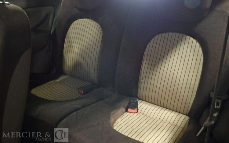 LANCIA YPSILON 1,3 MULTIJET 90 ORO BORDEAUX CV-822-BL