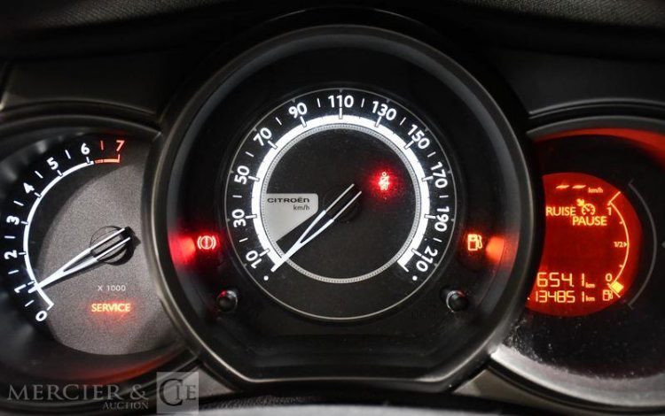 CITROEN  BLANC DF-783-KM