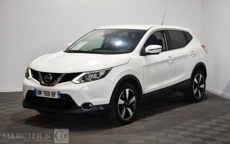 NISSAN  BLANC DM-768-BF