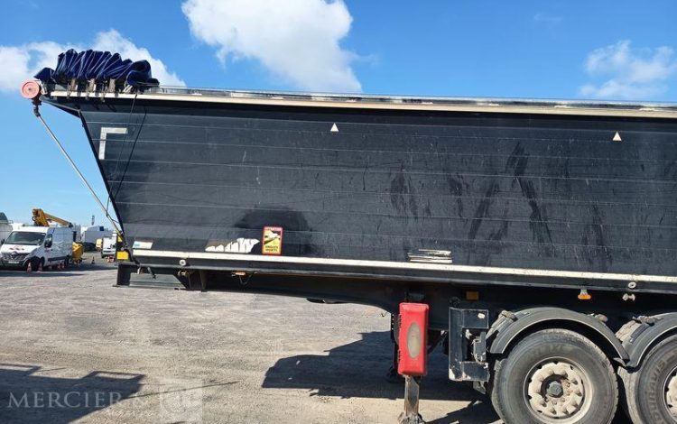 BENALU SEMI BENNE BASCULANTE 3 ESSIEUX – PTAC 39 TONNES – ANNEE 2015  DP-696-PE