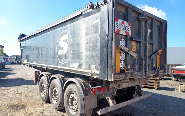 BENALU SEMI BENNE BASCULANTE 3 ESSIEUX – PTAC 39 TONNES – ANNEE 2015  DP-696-PE
