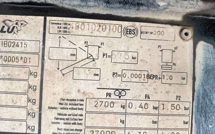 BENALU SEMI BENNE BASCULANTE 3 ESSIEUX – PTAC 39 TONNES – ANNEE 2015  DP-696-PE